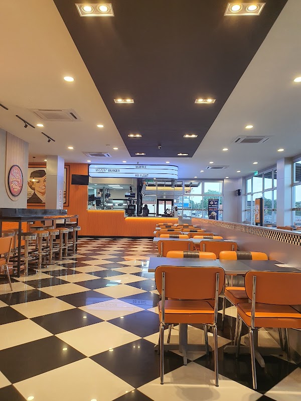 A&W Alor Setar Drive-Thru - Photo 1