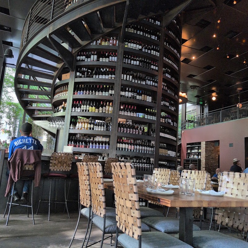 Purple Café and Wine Bar photo 2