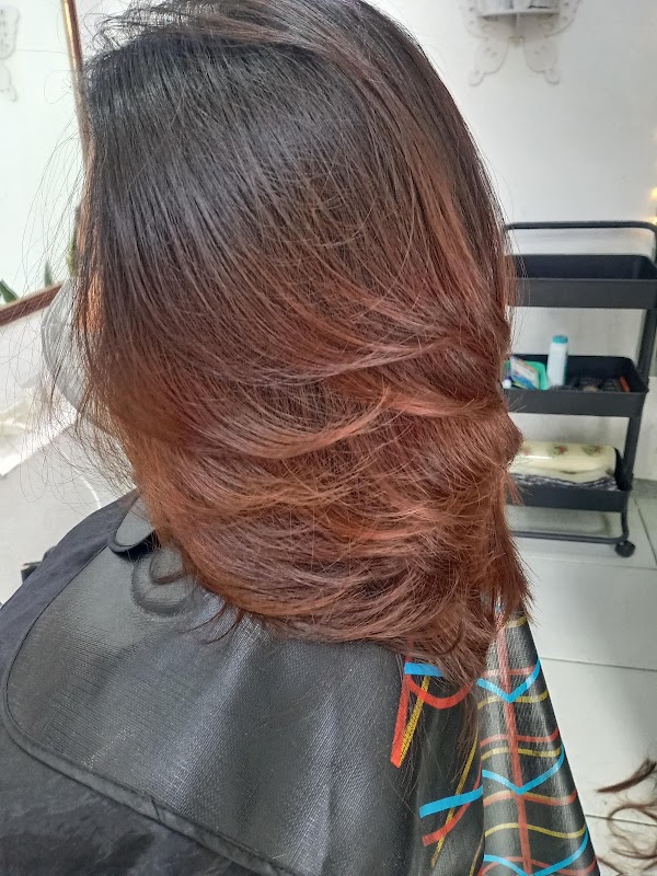 Jeffrenn De Salon
