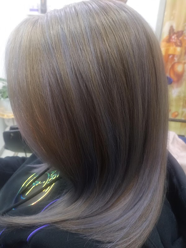 Jeffrenn De Salon