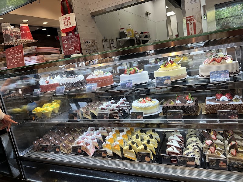 85C Bakery Cafe - San Leandro photo 3
