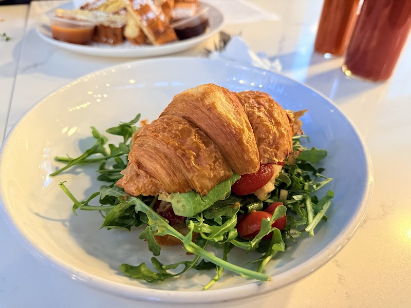 Farine Bakery & Café photo 3