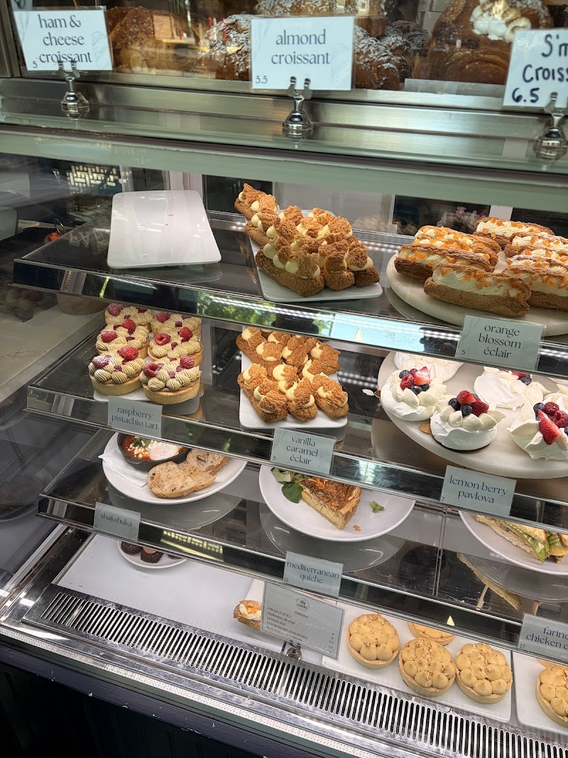 Farine Bakery & Café photo 2