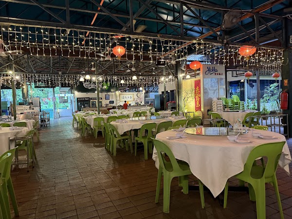 Hakka Restaurant - Photo 1