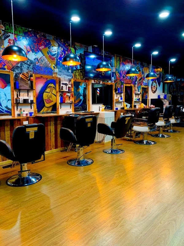 New in Town Salon photo 1