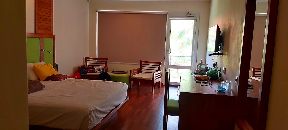 Mermaid Hotel & Club