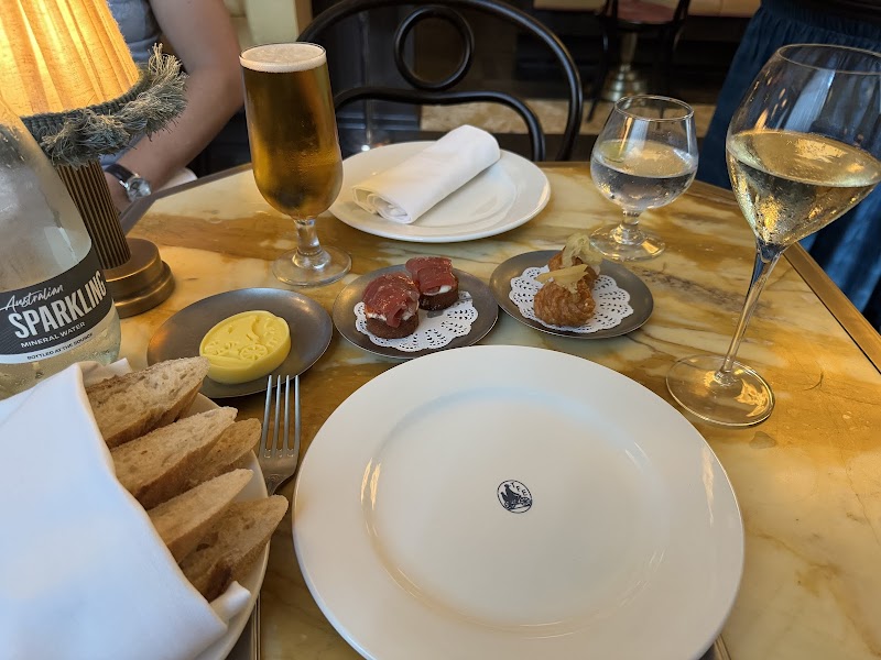 The French Exit photo 8