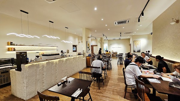 Epicure’s Kitchen - Photo 1