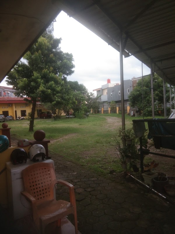 RUMAH KONTRAKAN TUMANURUNG RAYA