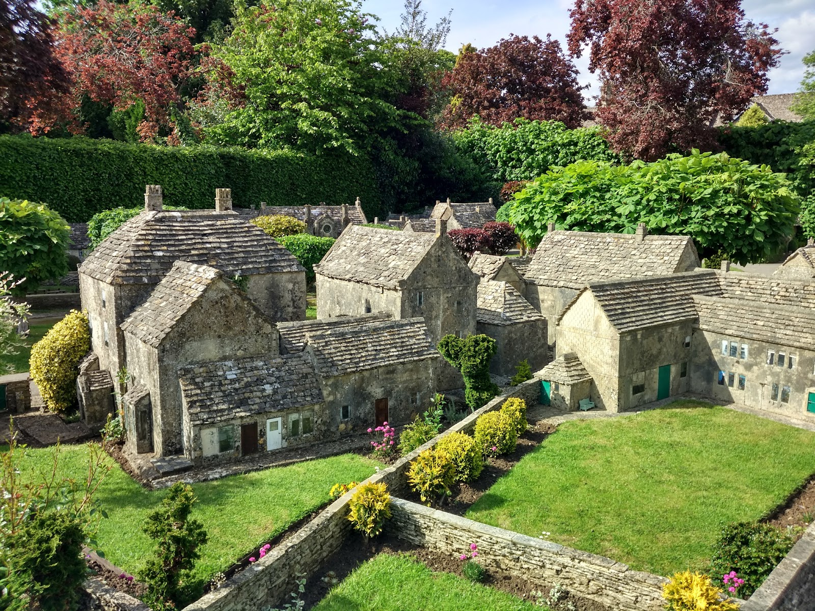 A Complete Guide to Bourton-on-the-Water: The Cotswolds' Venice