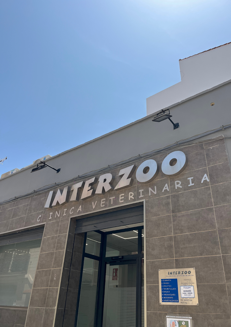 Clínica Veterinaria Interzoo 🐶🐱🐭