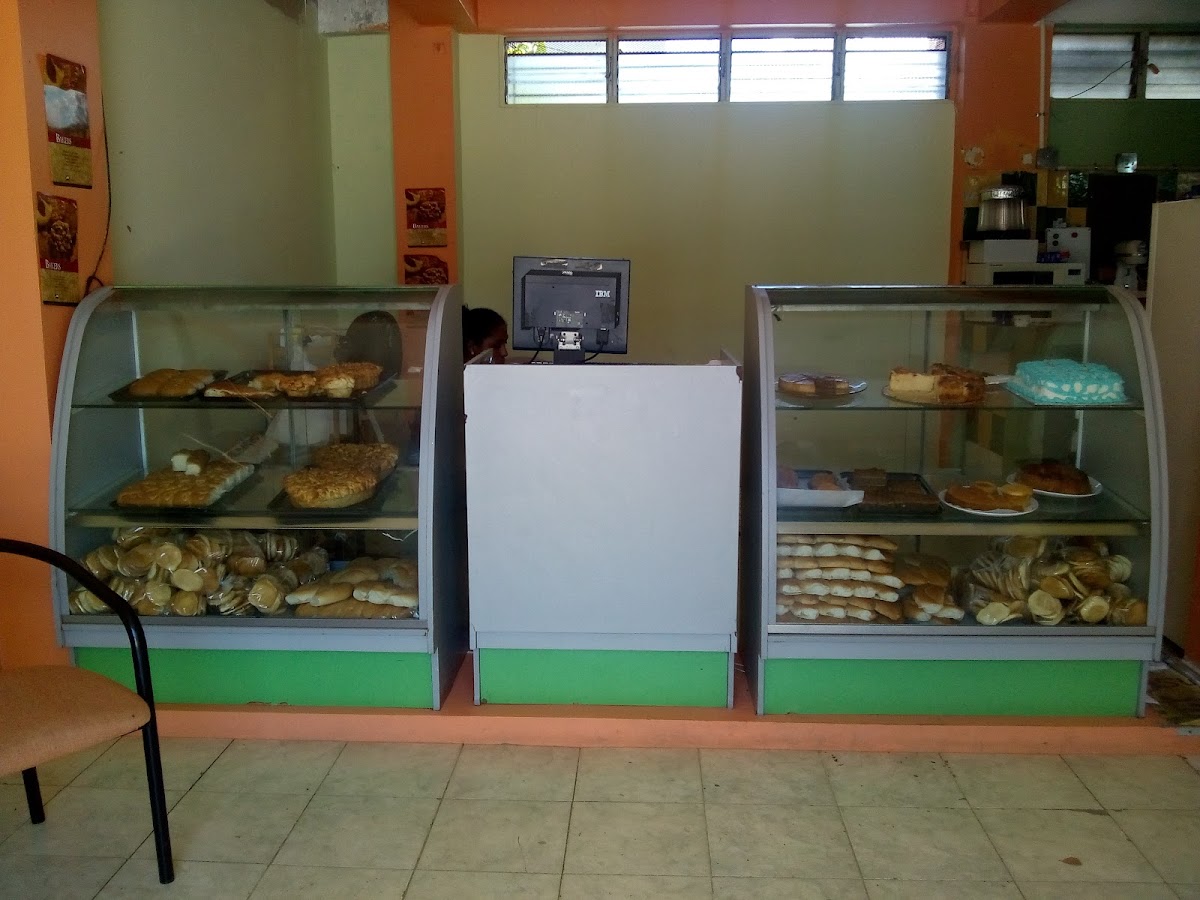 Yuderi, Panadería & Repostería - Imagen 1