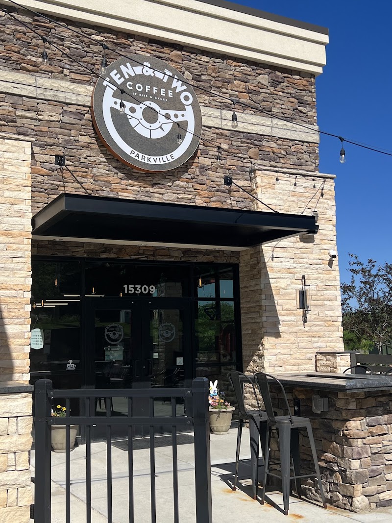 Ten & Two Coffee Bar photo 3