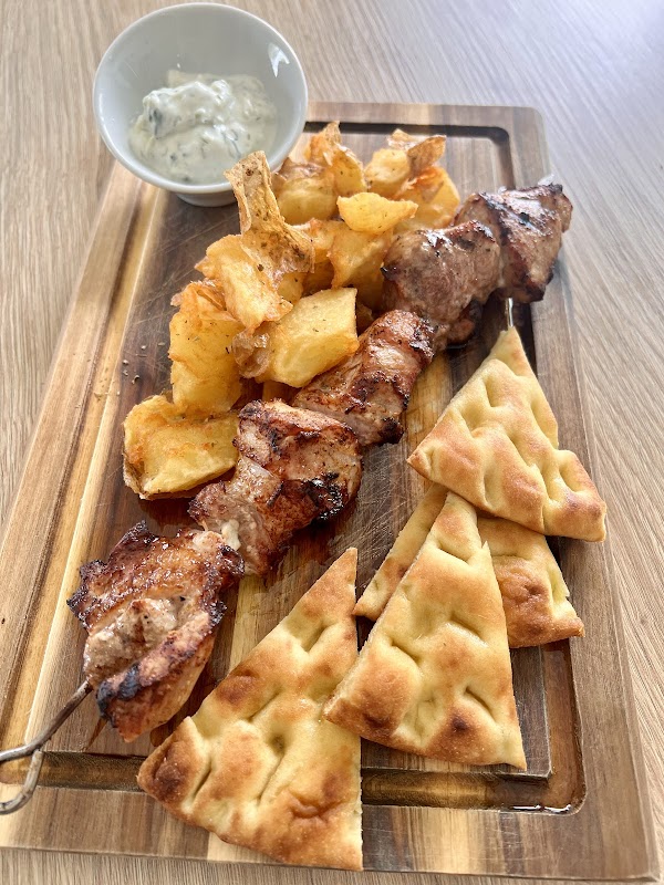 Anemoia Greek Restaurant 3