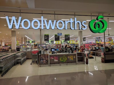 Woolworths Elanora Pines