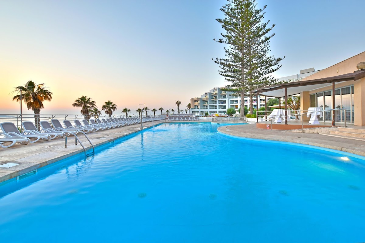 DoubleTree by Hilton Malta, dog-friendly hotel, photo 4