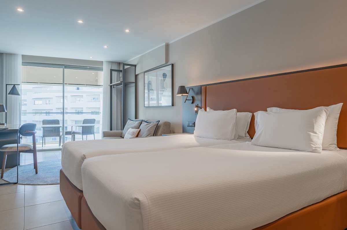 DoubleTree by Hilton Malta, dog-friendly hotel, photo 5