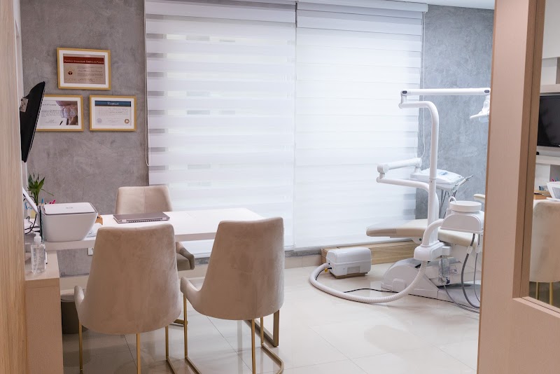 Dra. Sara Salvação | Dentista - Invisalign e Ortodontia | Clínica geral - foto 5