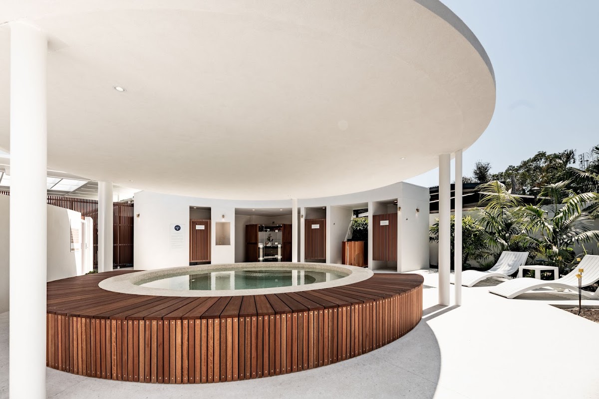 The Byron Bathhouse