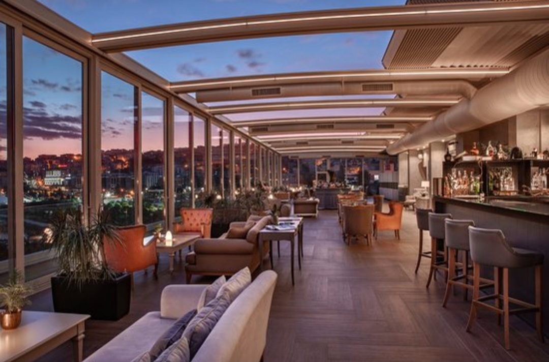 JIN TERRACE & BAR mekanı