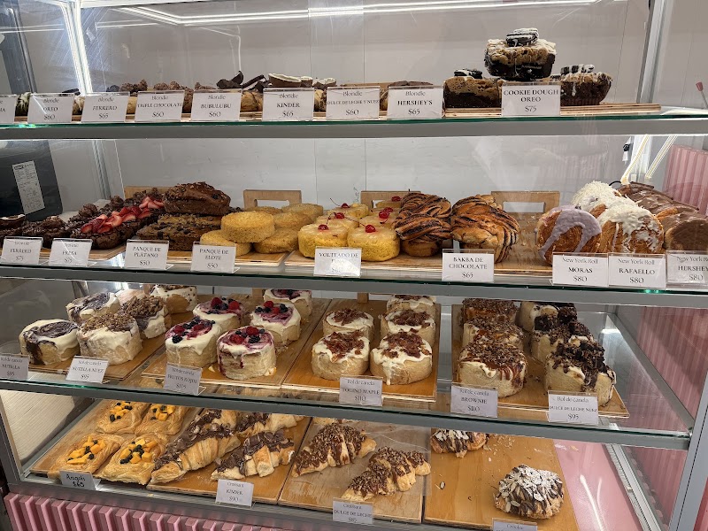 Yummy Bakery and Coffee photo 3