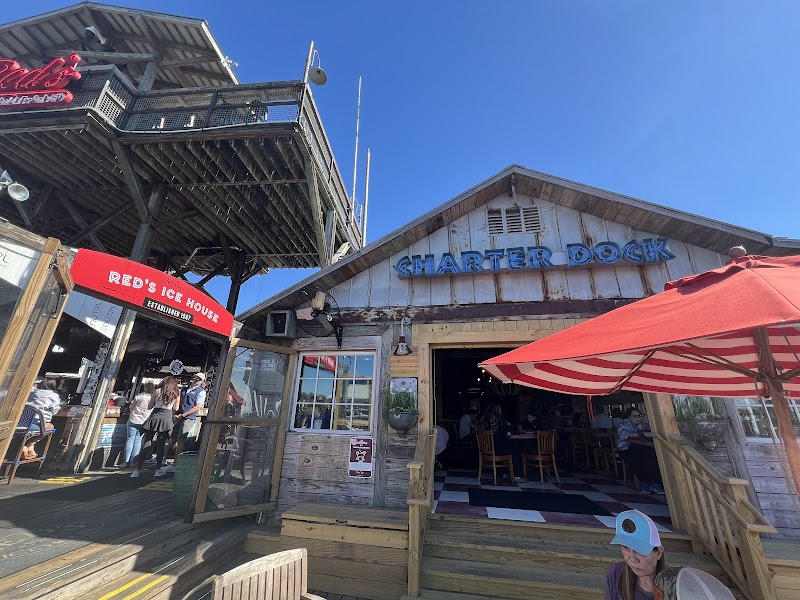 Red's Ice House