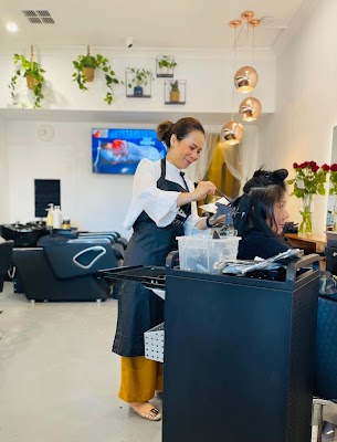 SOHO HAIR by Sophie photo 3