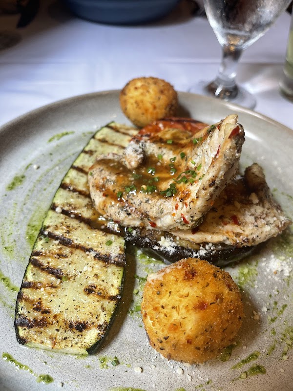 Slightly North of Broad Restaurant photo 5