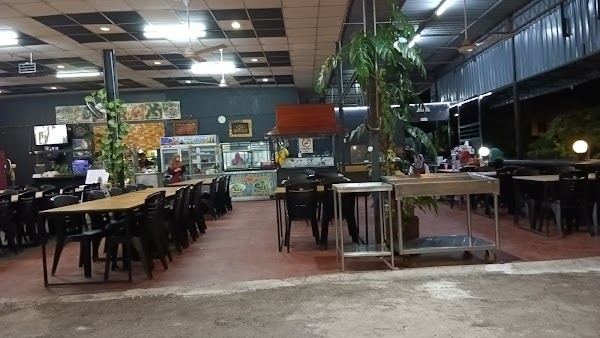 Jom Relex Buffet Seafood - Photo 1