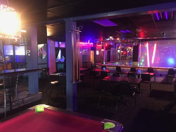 PUSSY CAT LOUNGE exterior