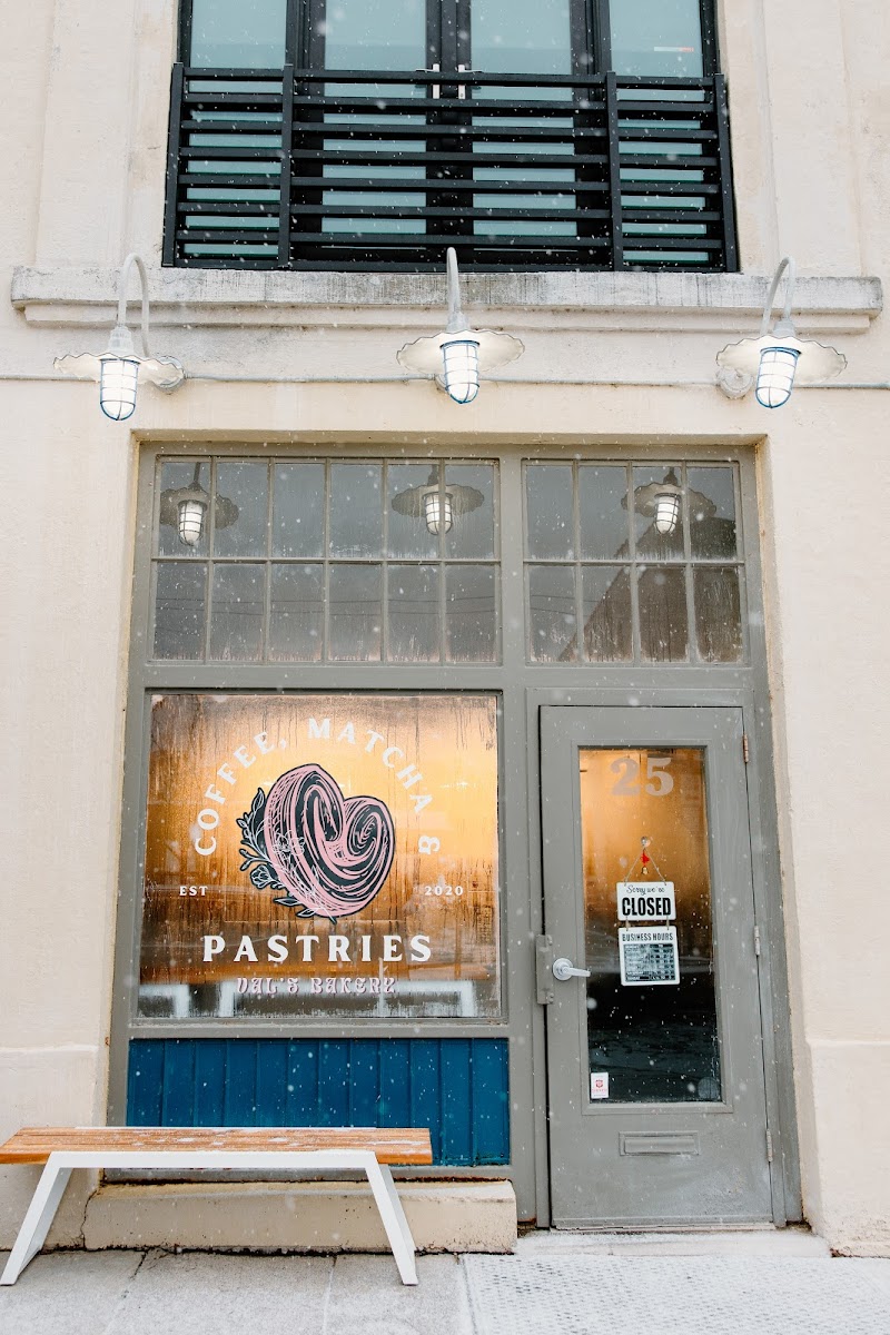 Val's Bakery photo 1