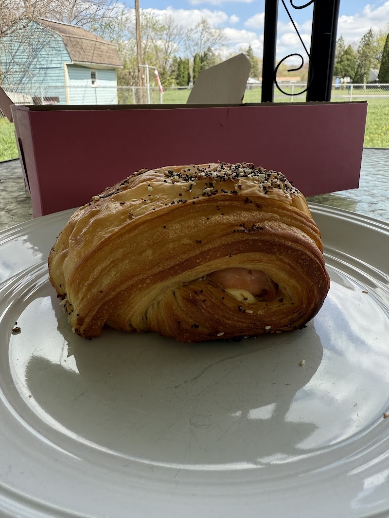 Val's Bakery photo 4