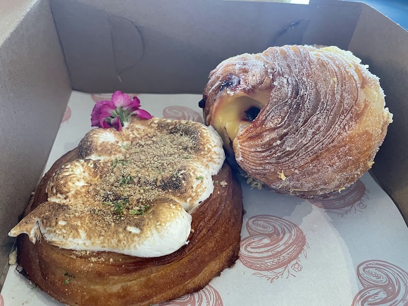 Val's Bakery photo 3