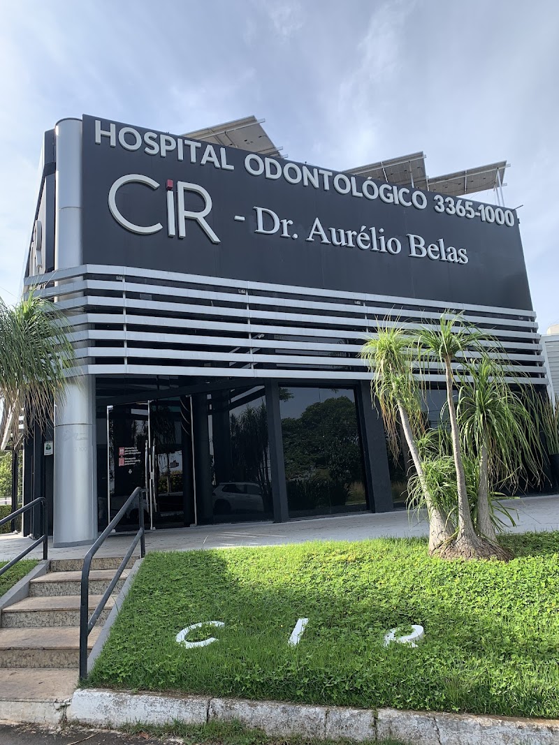 CiR - Hospital Odontológico - Lentes de Contato Dental e Implantes em Brasília-DF - foto 2