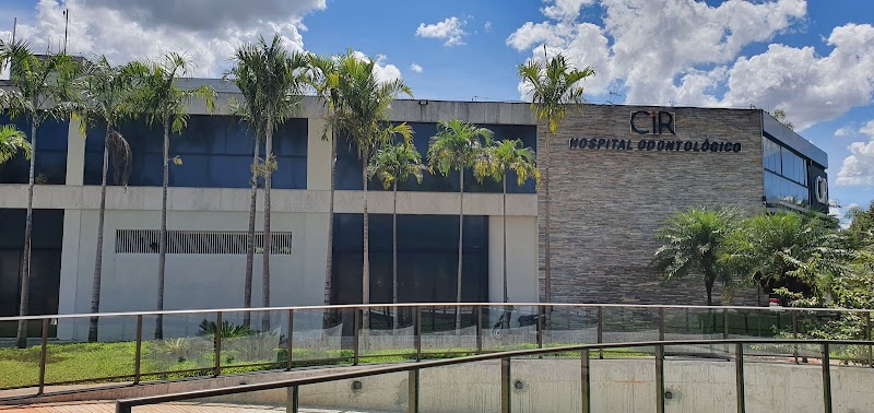 CiR - Hospital Odontológico - Lentes de Contato Dental e Implantes em Brasília-DF - foto 4