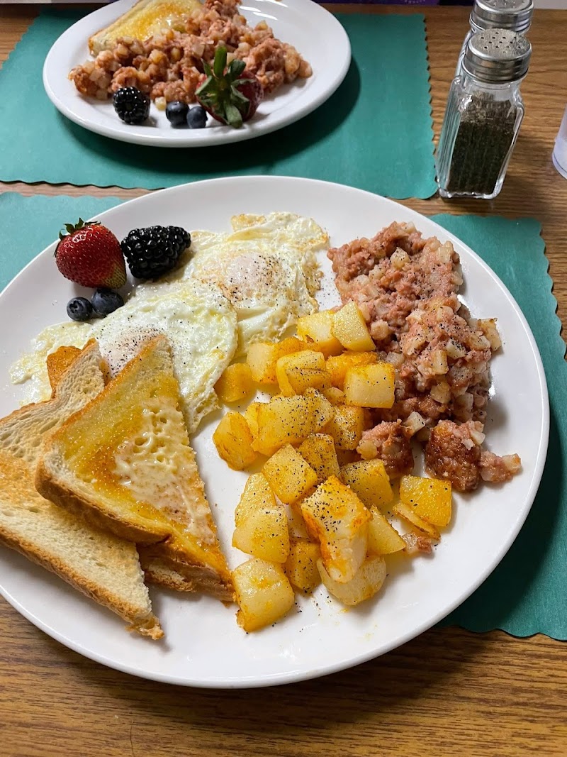 Foothills Lodge & Cafe photo 2