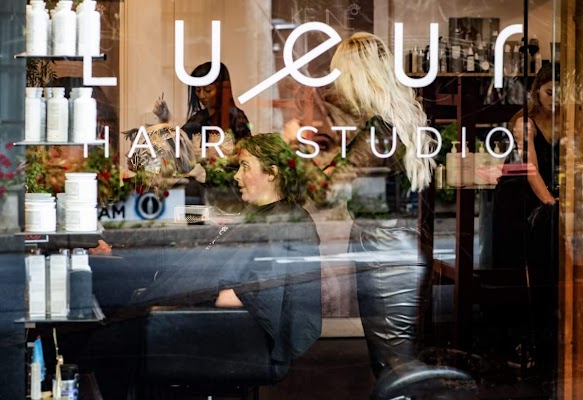 Lueur Hair Studio