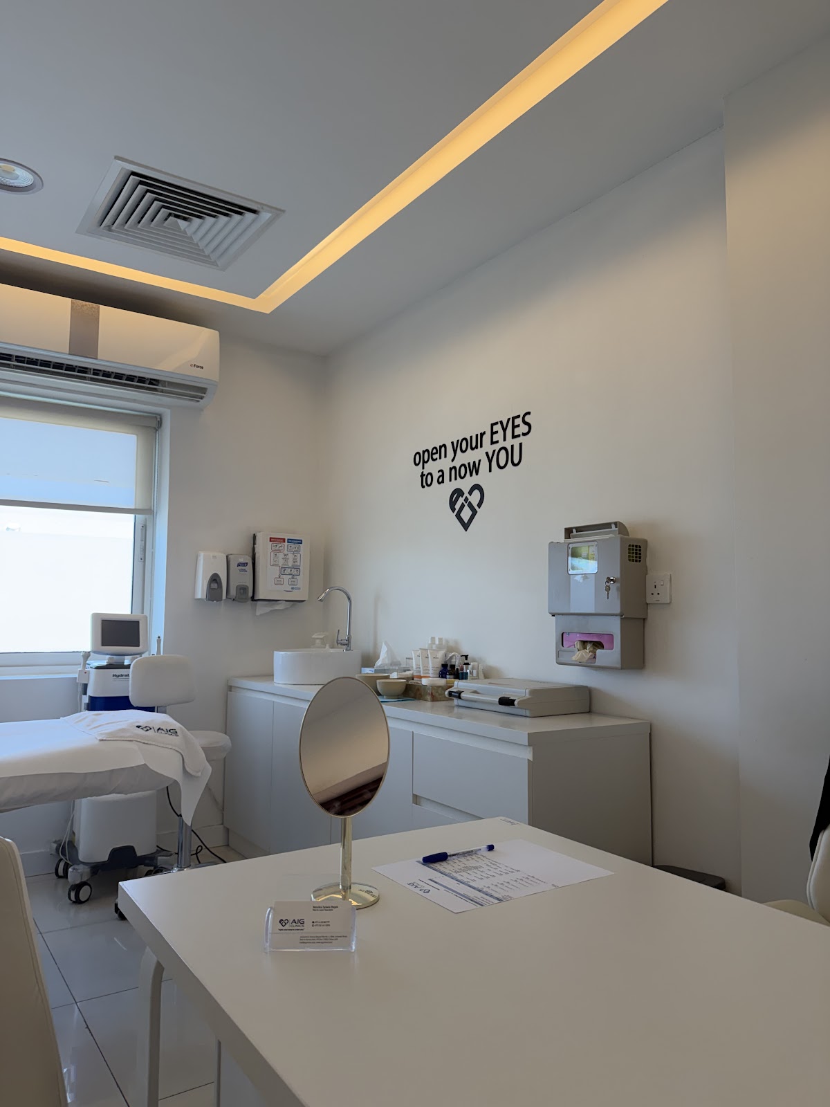 AIG Clinics 5