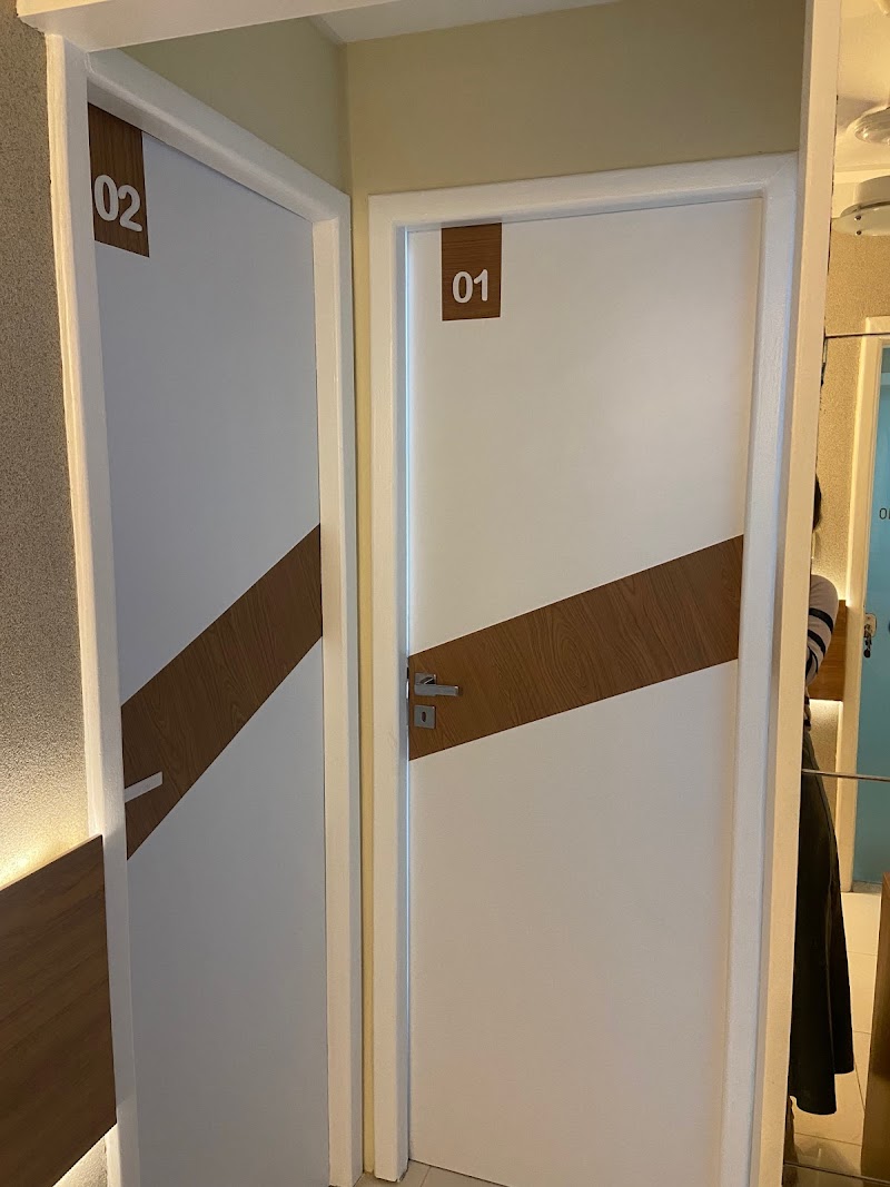 Clínica Meyer Odontologia Especializada/Estética em Resina/Salvador - foto 4