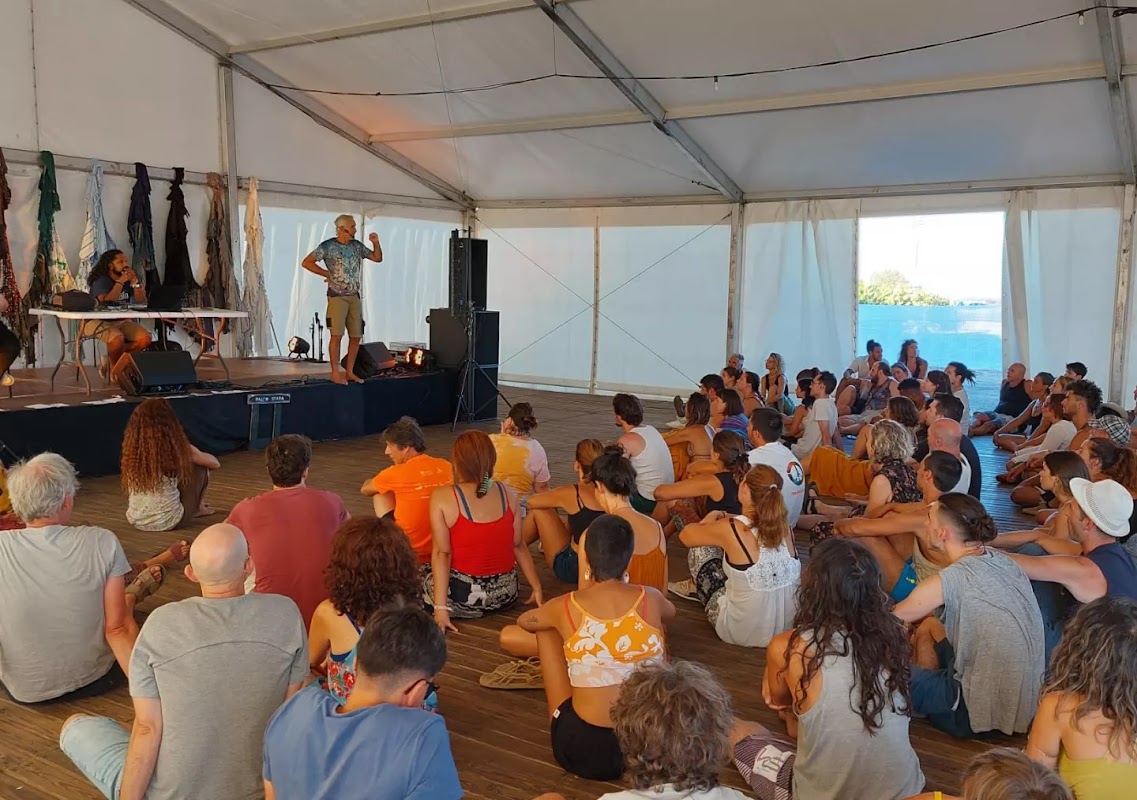 Encontros do Umbigo: Pramod - Bioenergética & Meditação Activa Osho