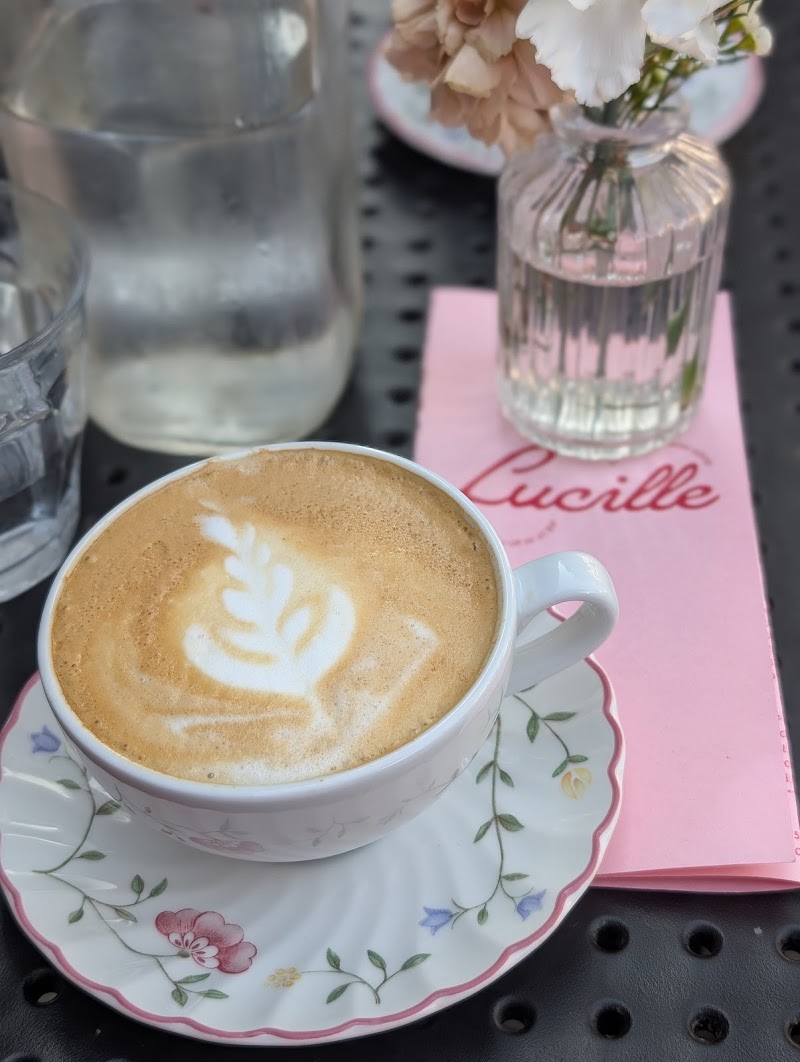 Lucille photo 4