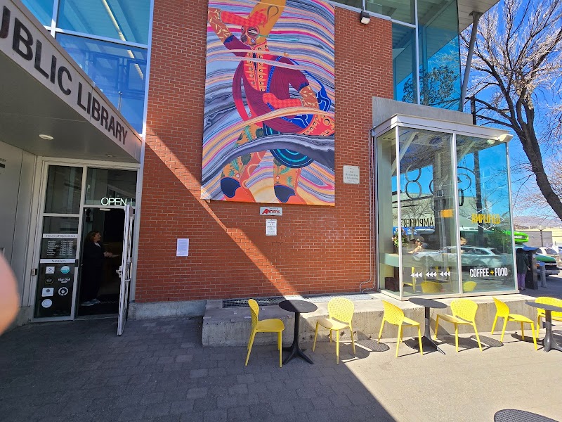 Amplified Cafe photo 1