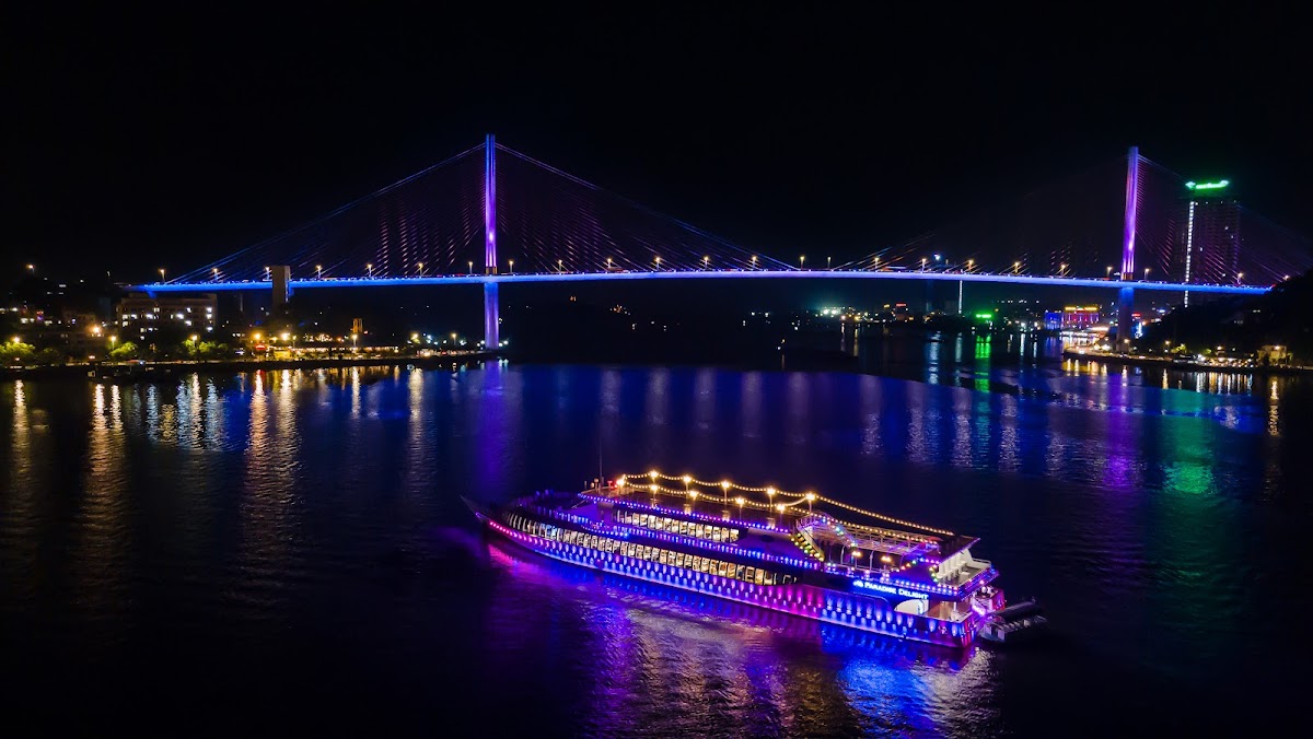 Paradise Delight in halong-bay