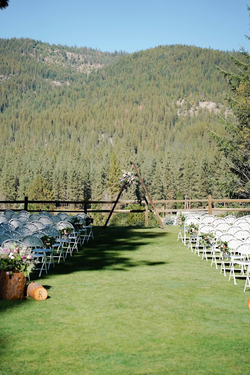 Weddings at Plumas Pines Golf Resort