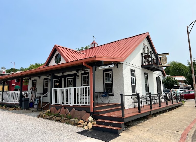 Honey Moon Coffee Newburgh photo 4