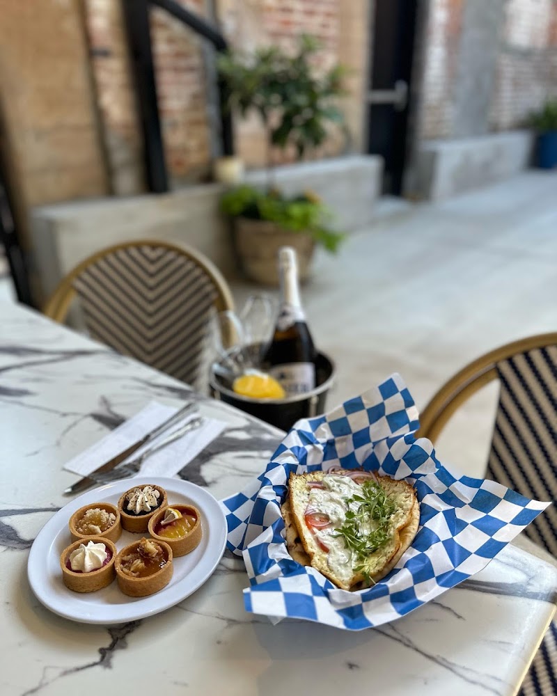 Café Lucille photo 2