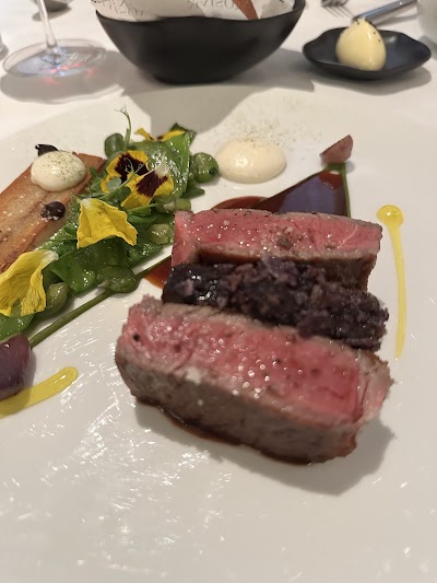 Café Boulud at Maison BARNES photo 4