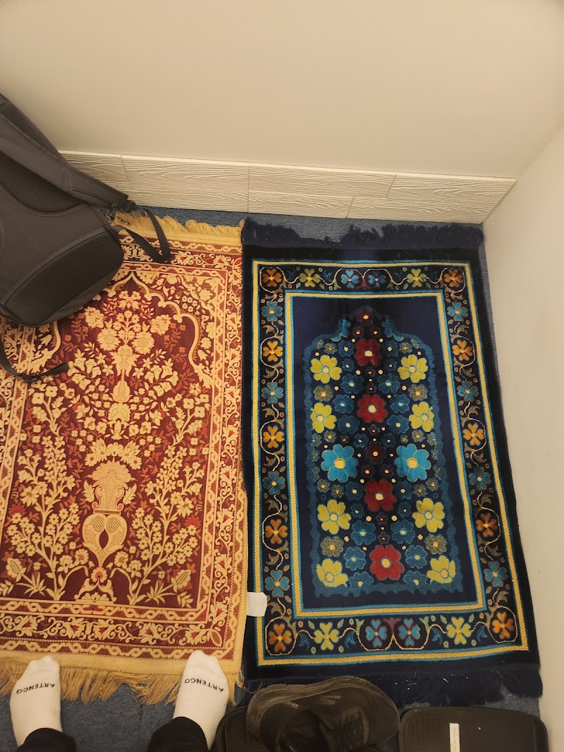 Prayer room@Mabrur photo 4