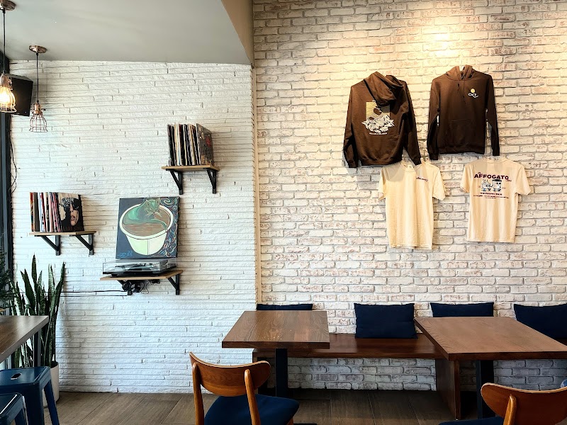 1022 Cafe & Gelateria photo 4