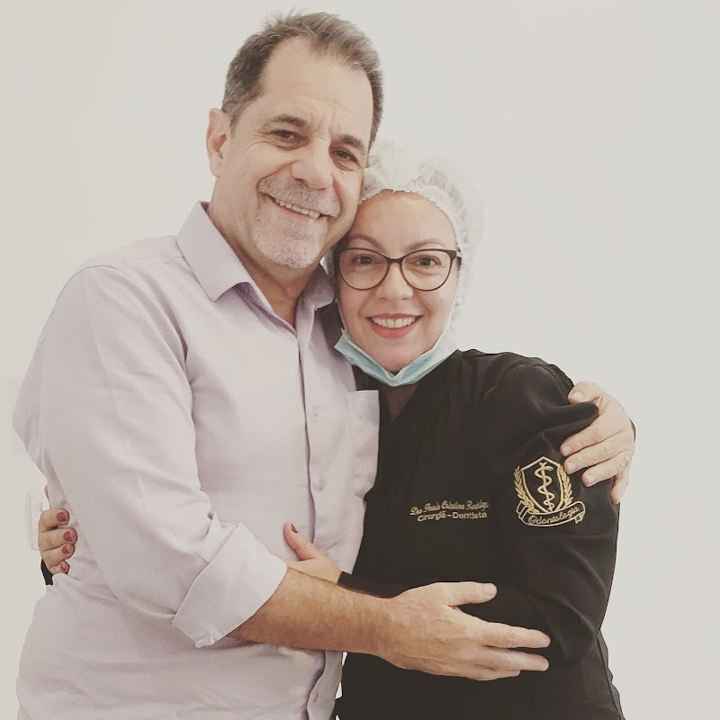 Dra. Paula Cristina Rodrigues – Consultório Odontológico Premium em Campinas - foto 5